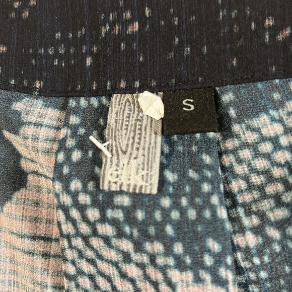 Elk Shanghai Print Silk Dress Size Small - Picture 5 of 7
